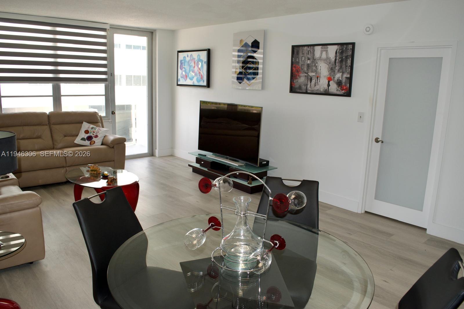 Photo of 3725 Ocean Dr  #423, Hollywood, Florida, 33019 - 