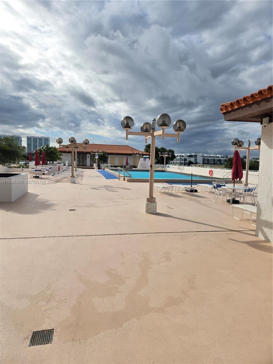 815 0 / 1 732 кв.футов $ 2026-01-15 0 Фото