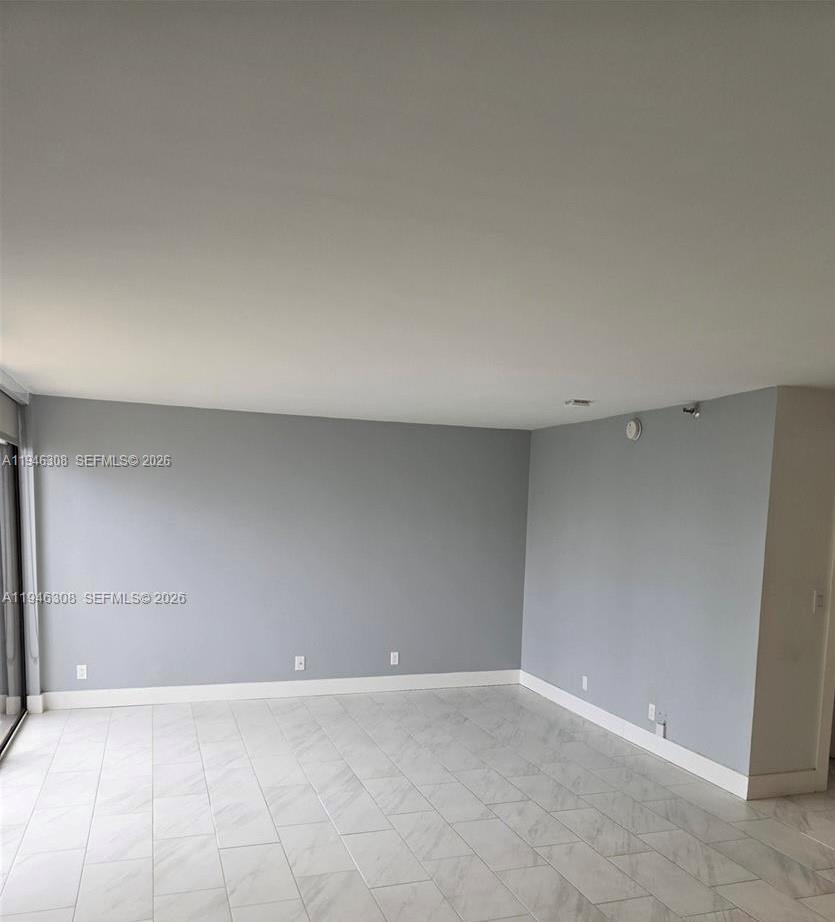 815 0 / 1 732 кв.футов $ 2026-01-15 0 Фото