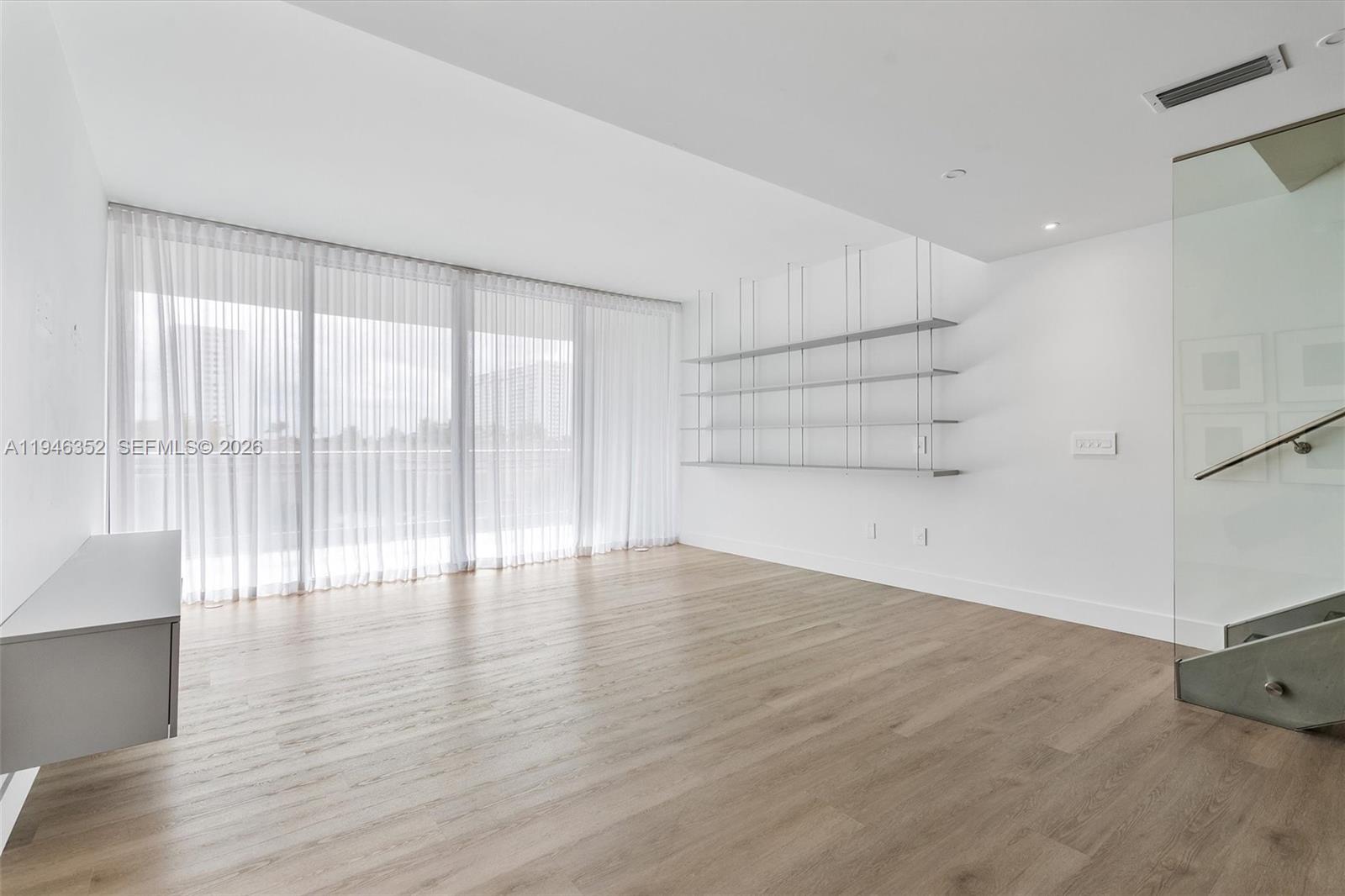 Photo of 2950 188th St  #310, Aventura, Florida, 33180 - 