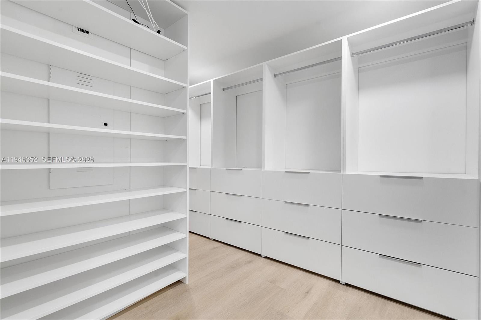 Photo of 2950 188th St  #310, Aventura, Florida, 33180 - 