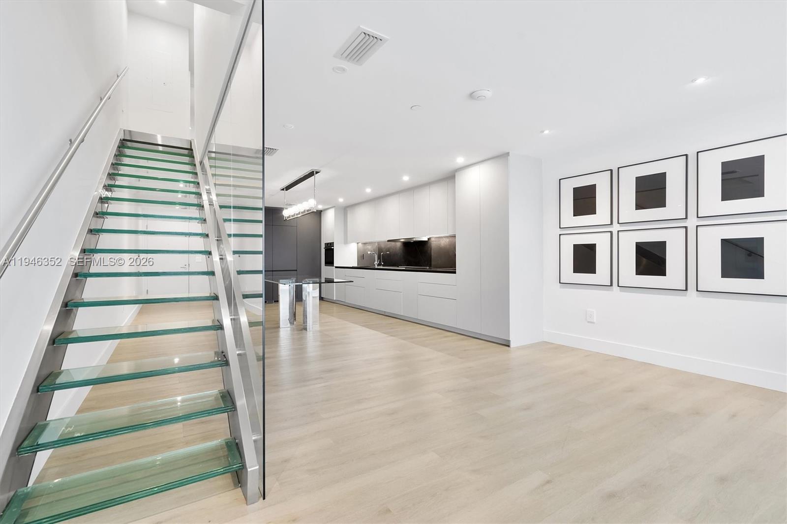 Photo of 2950 188th St  #310, Aventura, Florida, 33180 - 