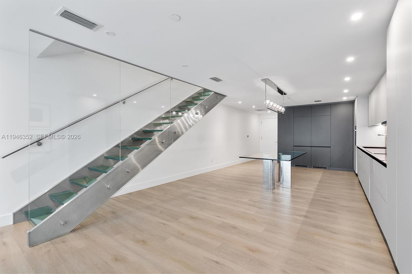 Photo of 2950 188th St  #310, Aventura, Florida, 33180 - 