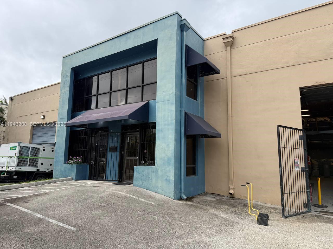   /   sq. ft. $ 2026-01-15 0 foto