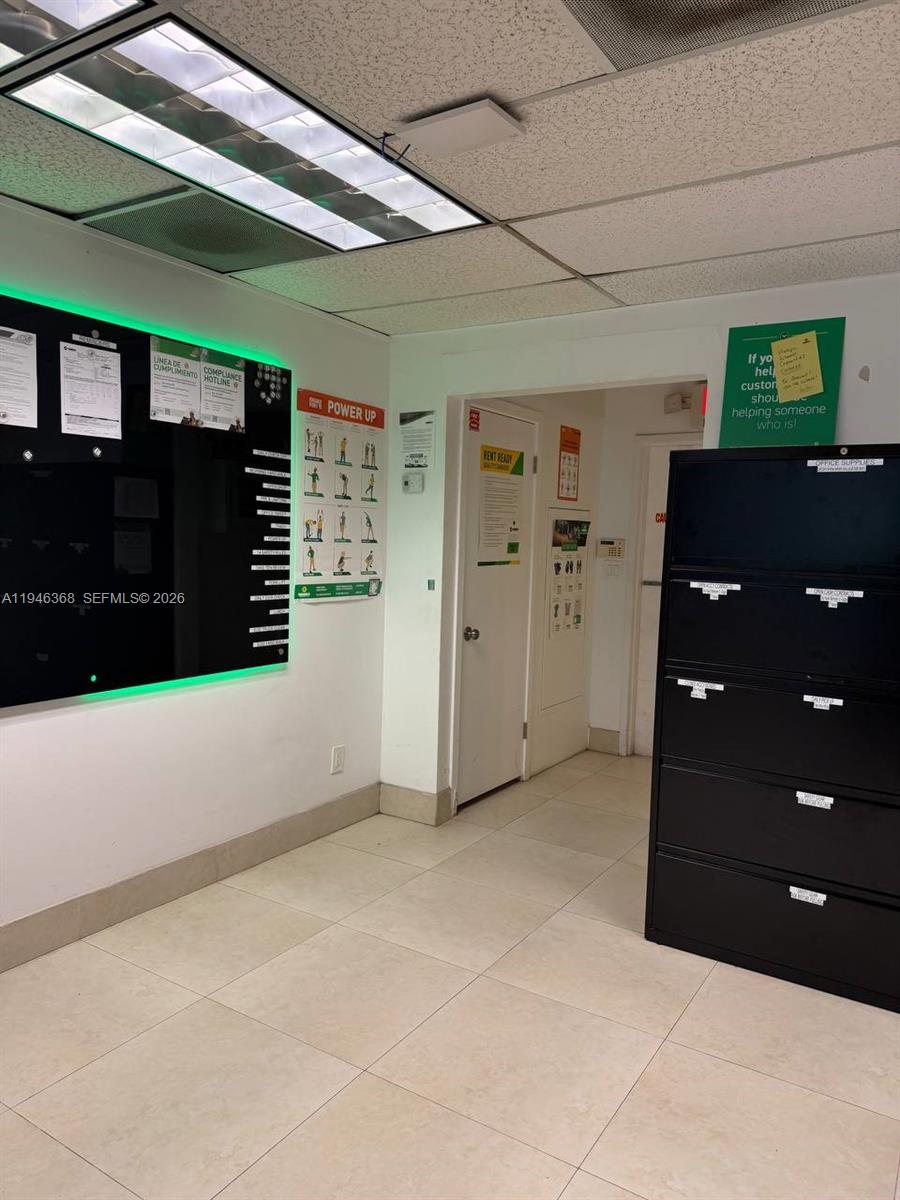   /   sq. ft. $ 2026-01-15 0 foto