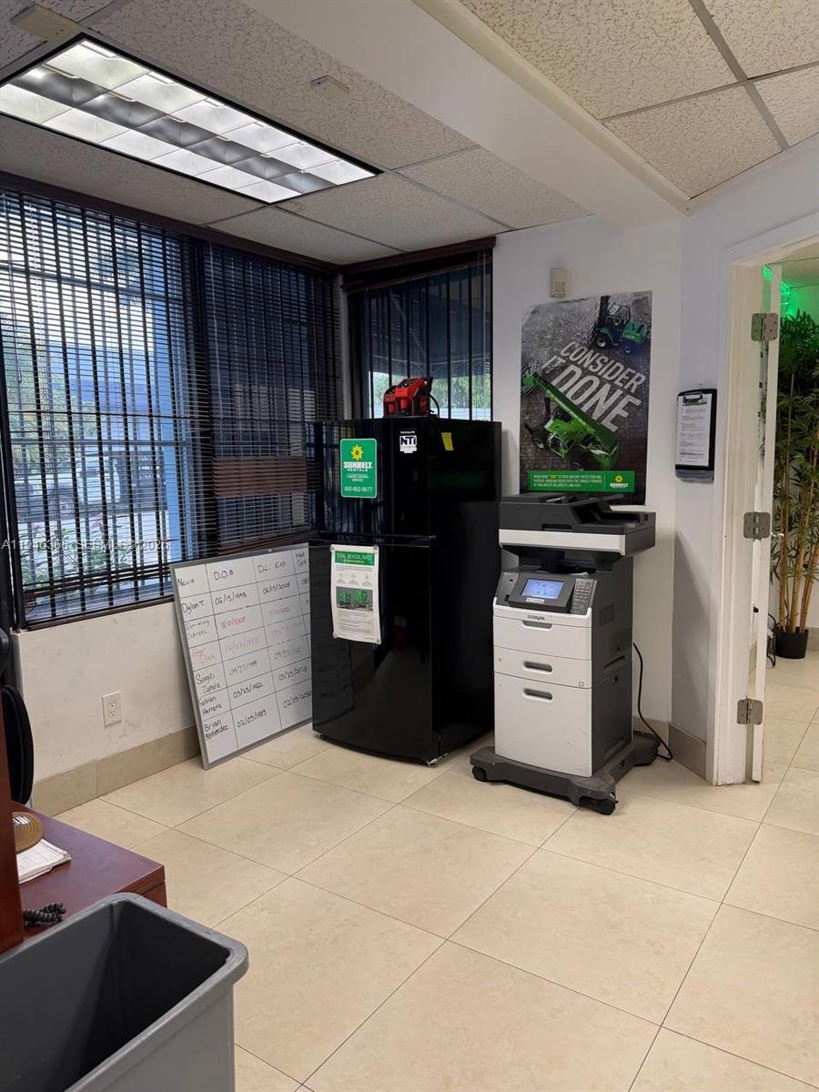   /   sq. ft. $ 2026-01-15 0 foto