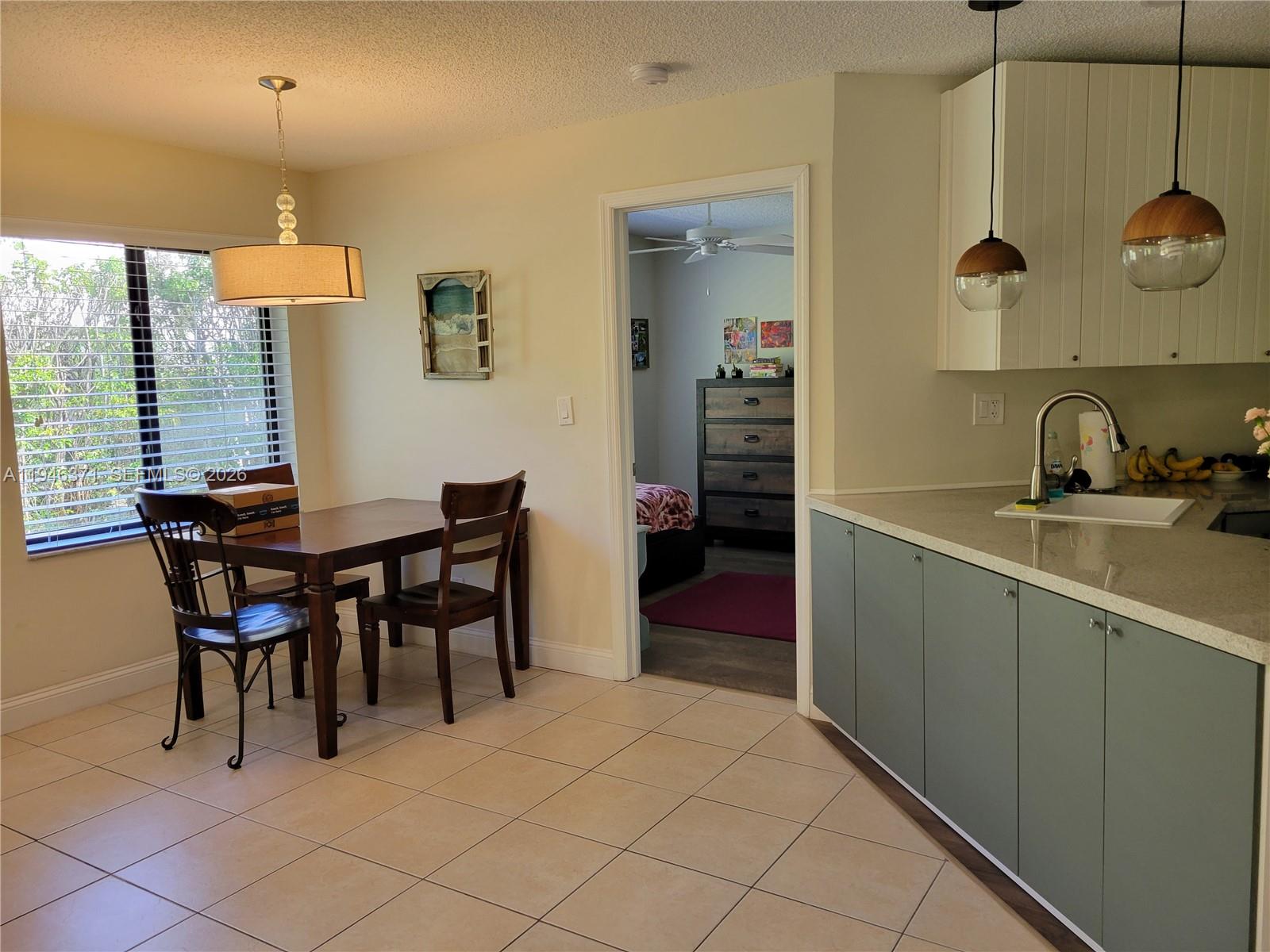   /  3210 sq. ft. $ 2026-01-15 0 foto