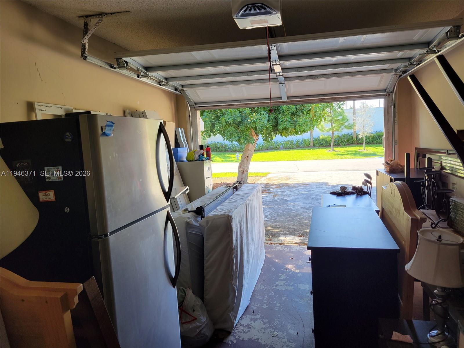   /  3210 sq. ft. $ 2026-01-15 0 foto