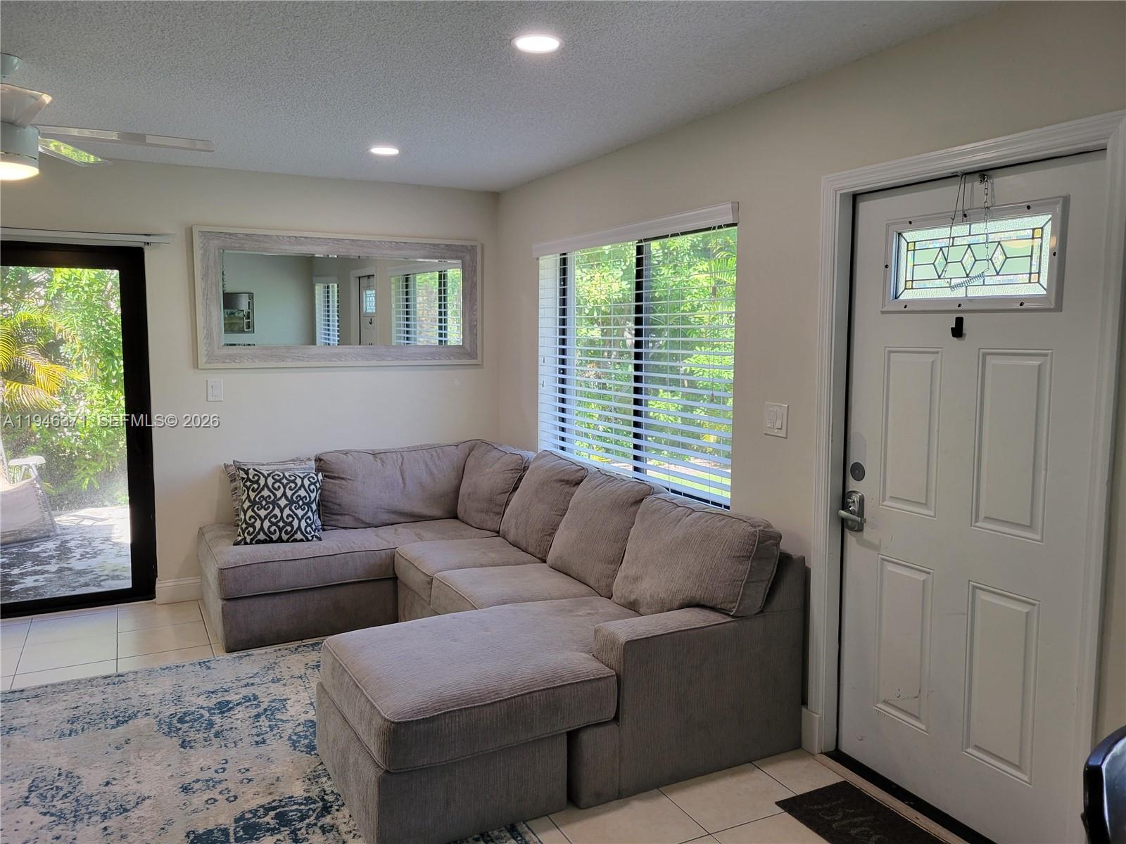   /  3210 sq. ft. $ 2026-01-15 0 foto