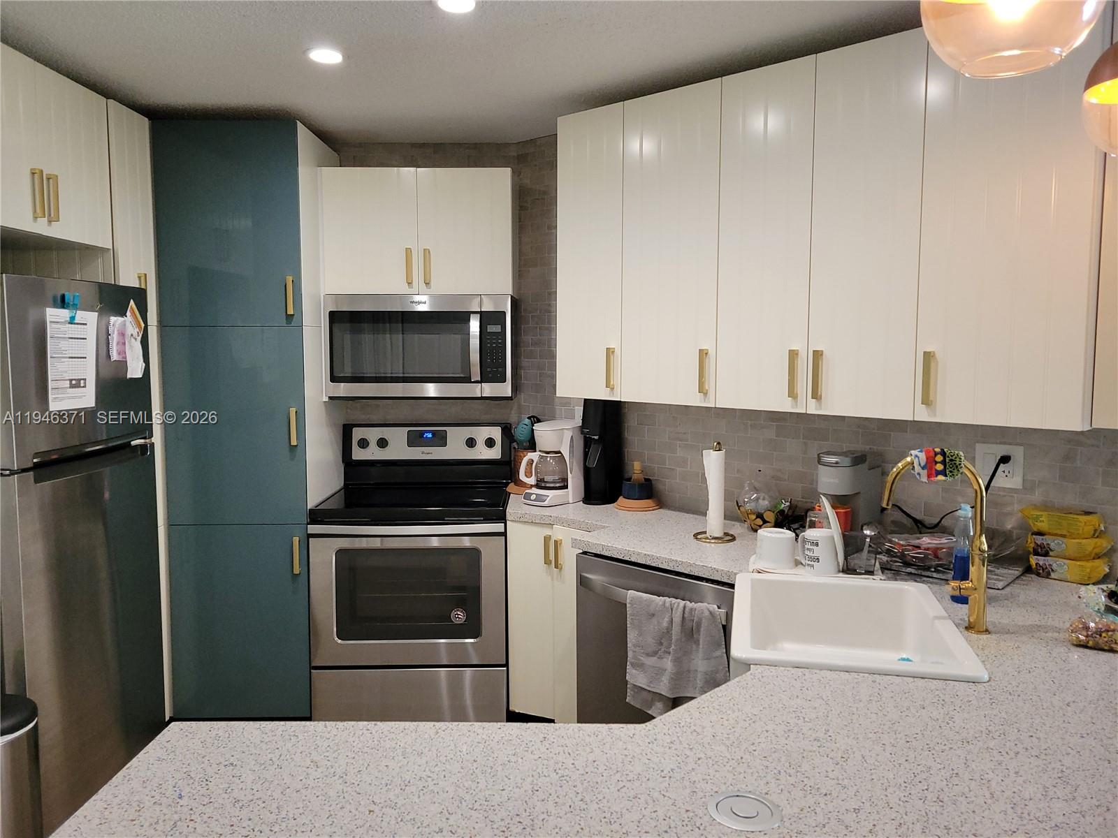   /  3210 sq. ft. $ 2026-01-15 0 foto