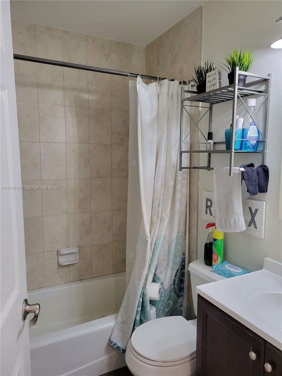   /  3210 sq. ft. $ 2026-01-15 0 foto