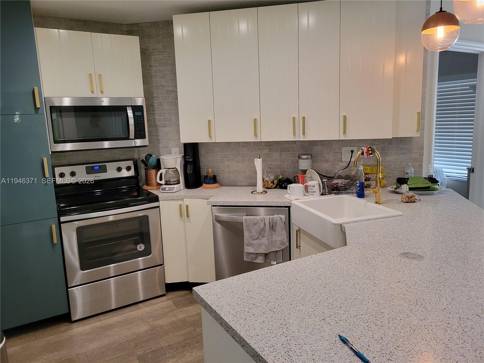   /  3210 sq. ft. $ 2026-01-15 0 foto