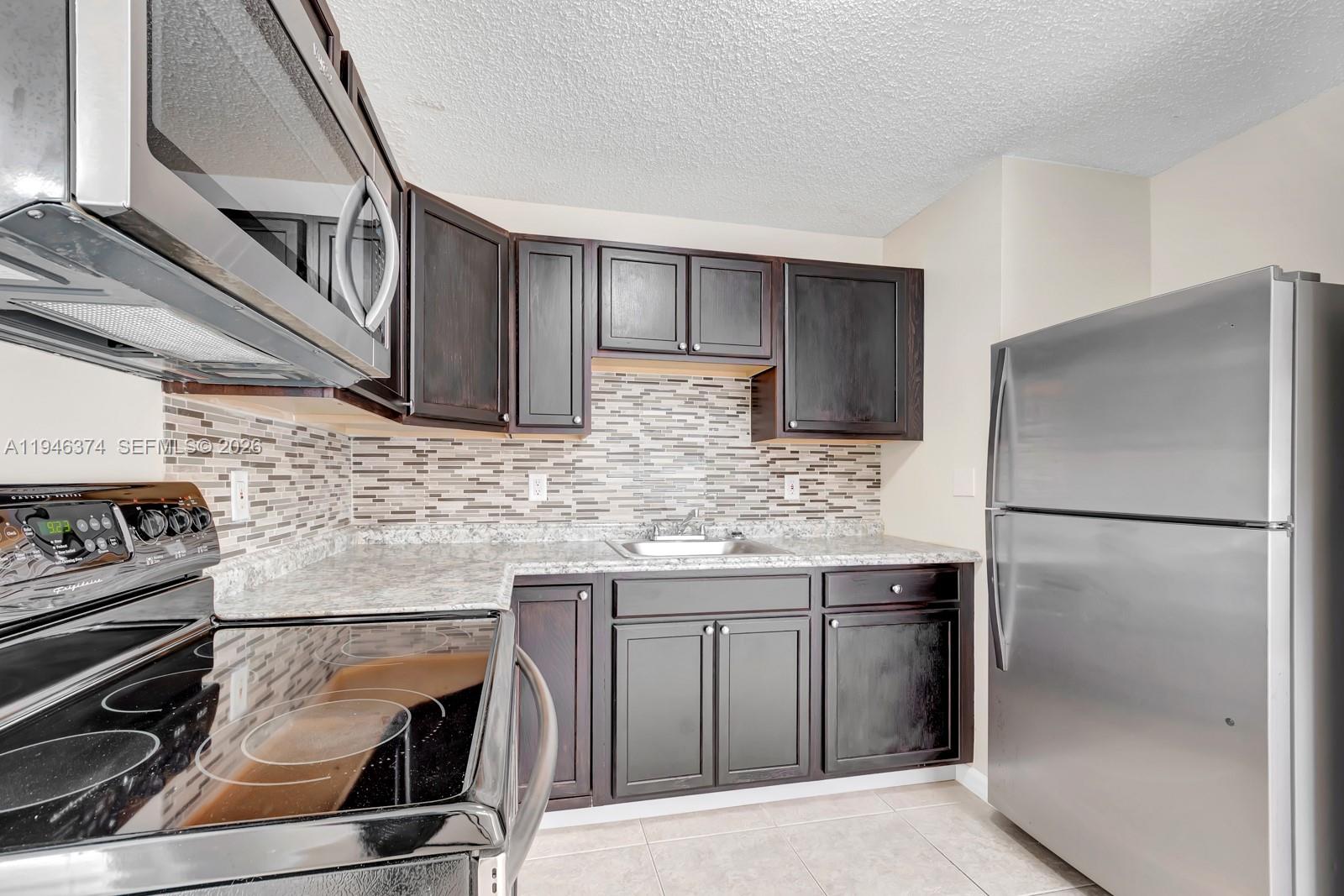   /  2099 sq. ft. $ 2026-01-15 0 Photo