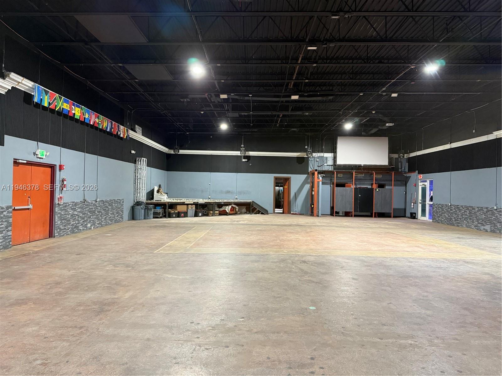   /   sq. ft. $ 2026-01-15 0 Photo