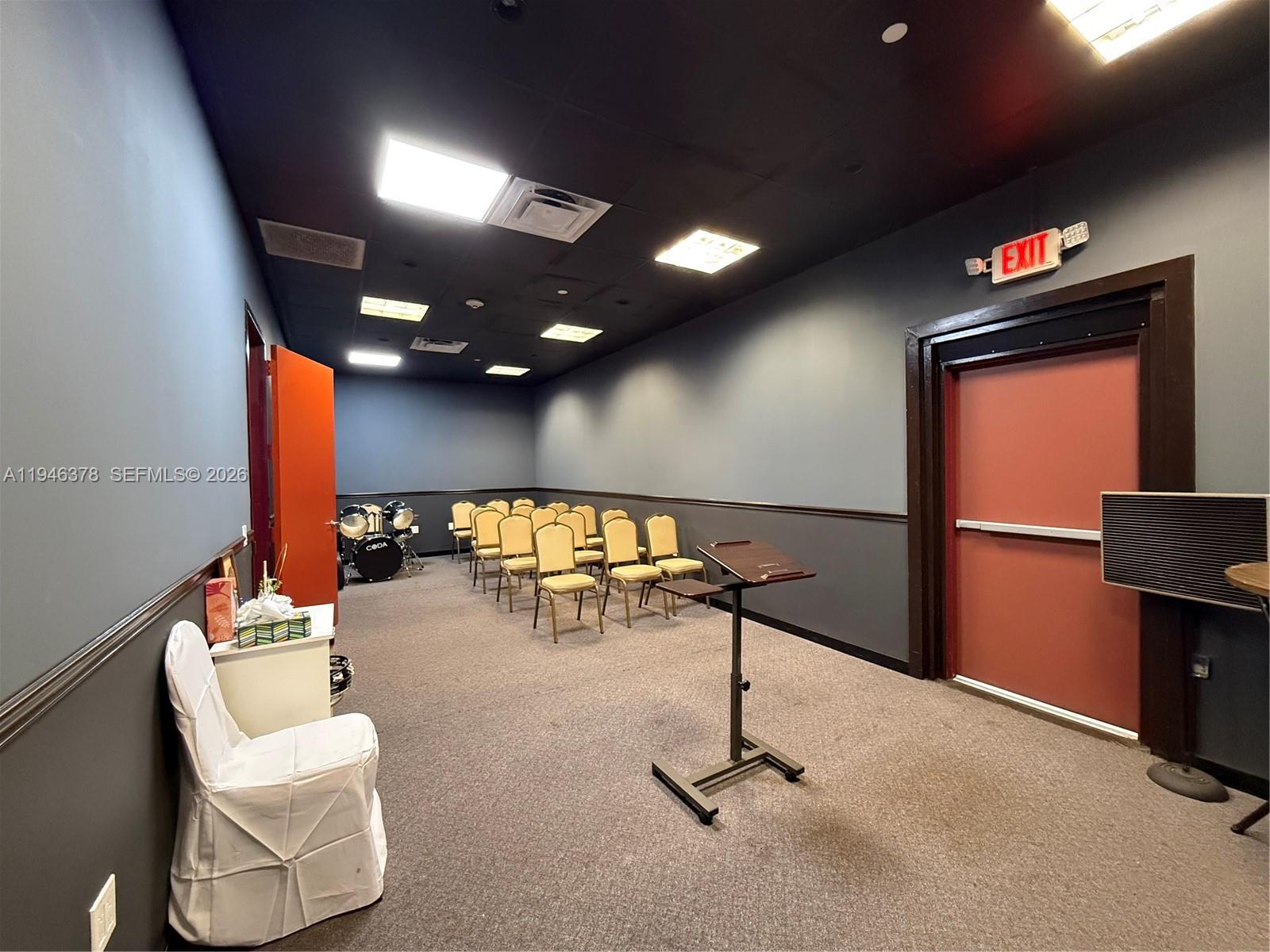   /   sq. ft. $ 2026-01-15 0 Photo