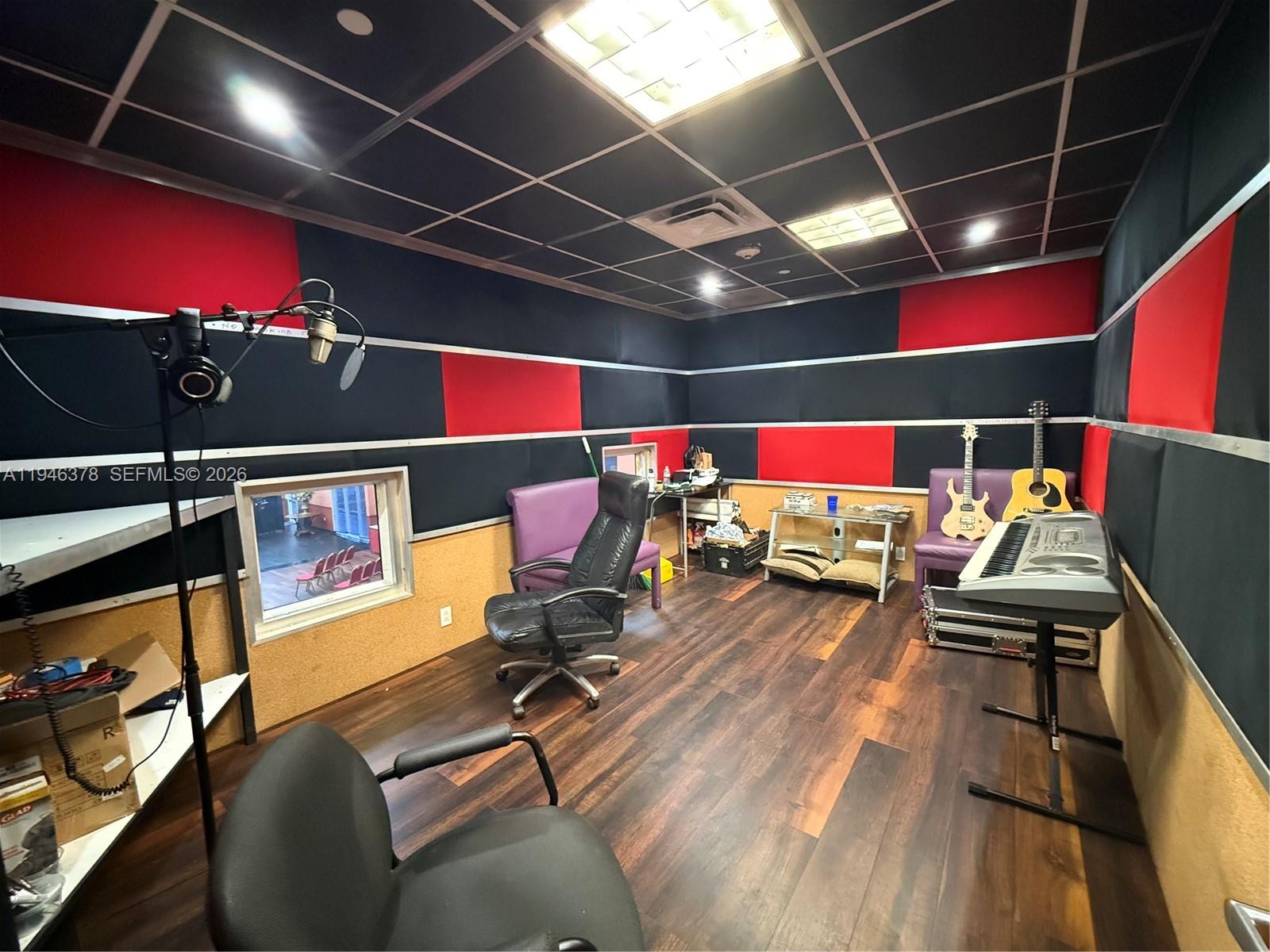   /   sq. ft. $ 2026-01-15 0 Photo