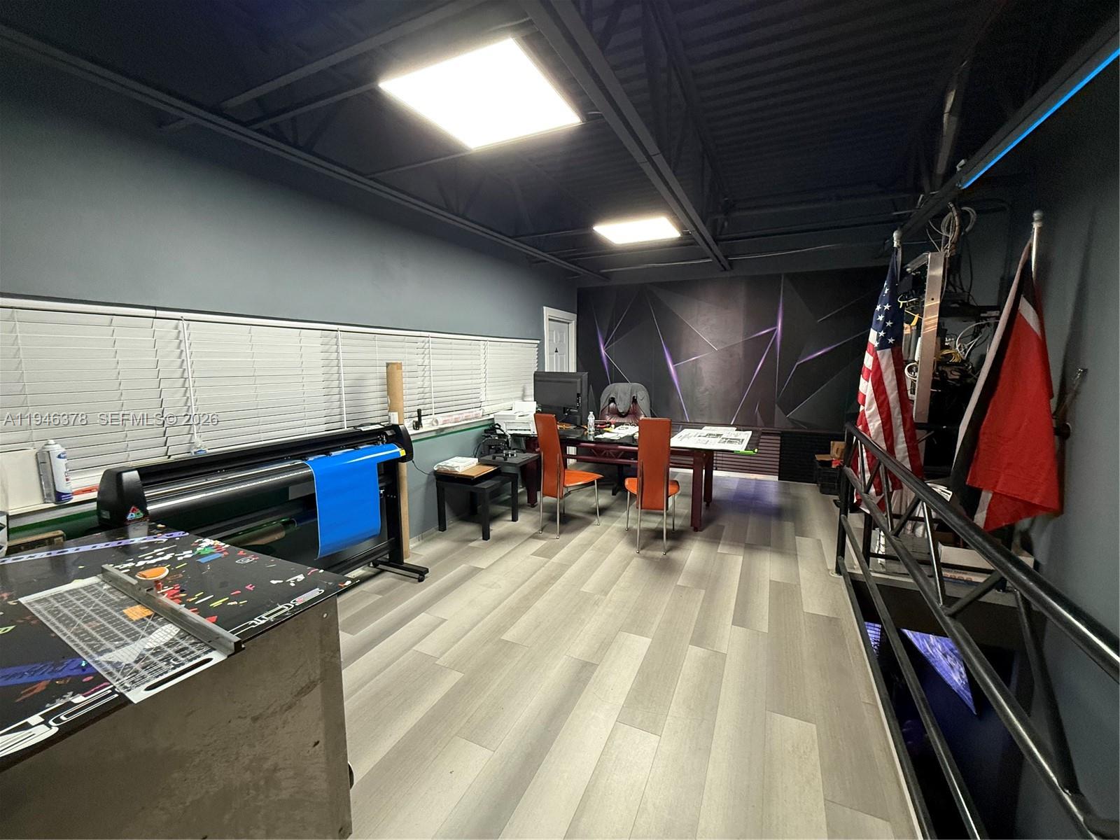   /   sq. ft. $ 2026-01-15 0 Photo