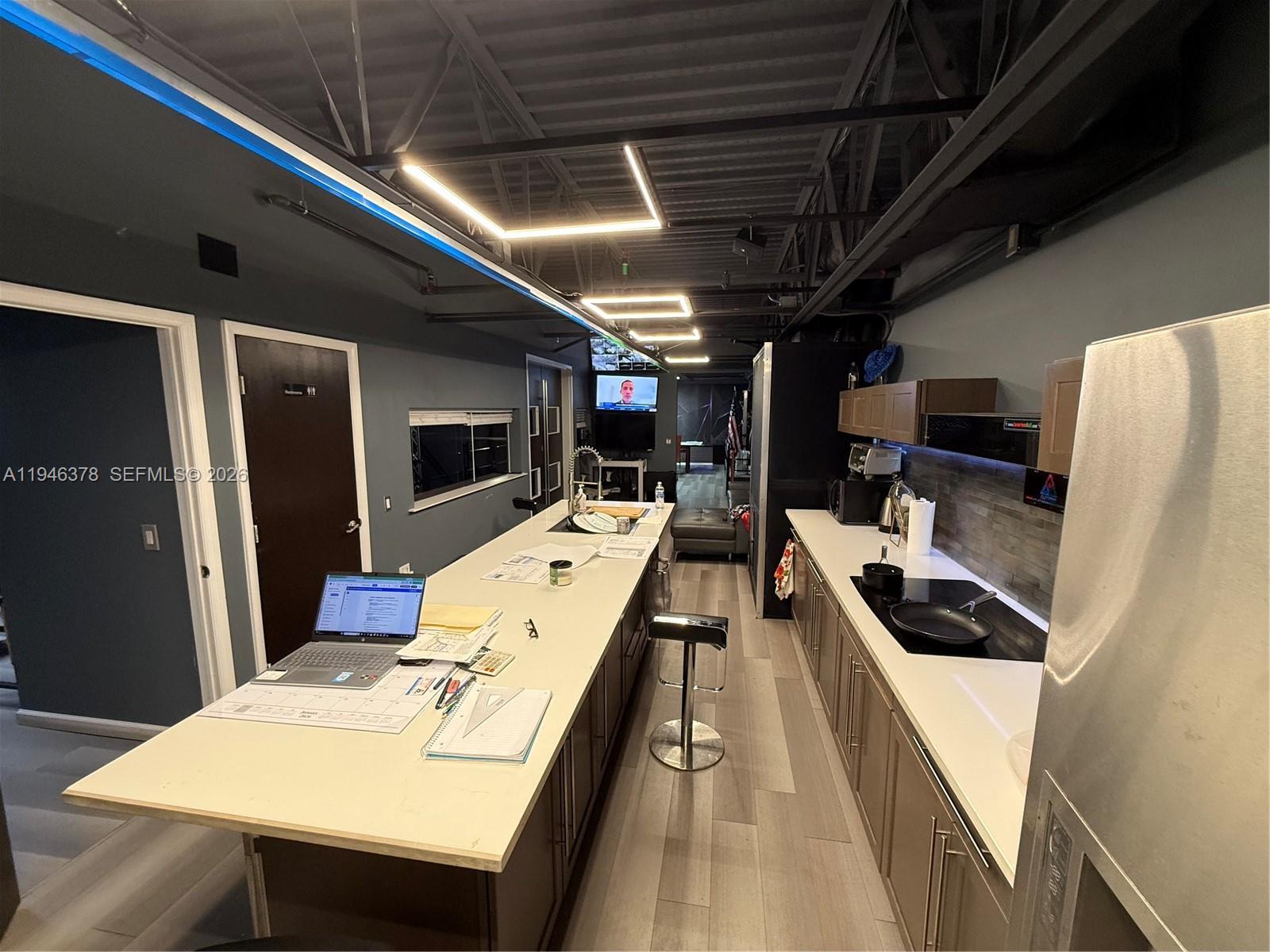   /   sq. ft. $ 2026-01-15 0 Photo