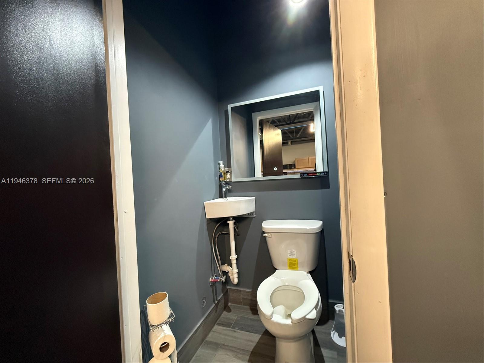   /   sq. ft. $ 2026-01-15 0 Photo