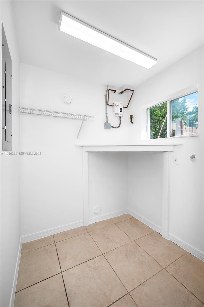   /   sq. ft. $ 2026-01-15 0 foto