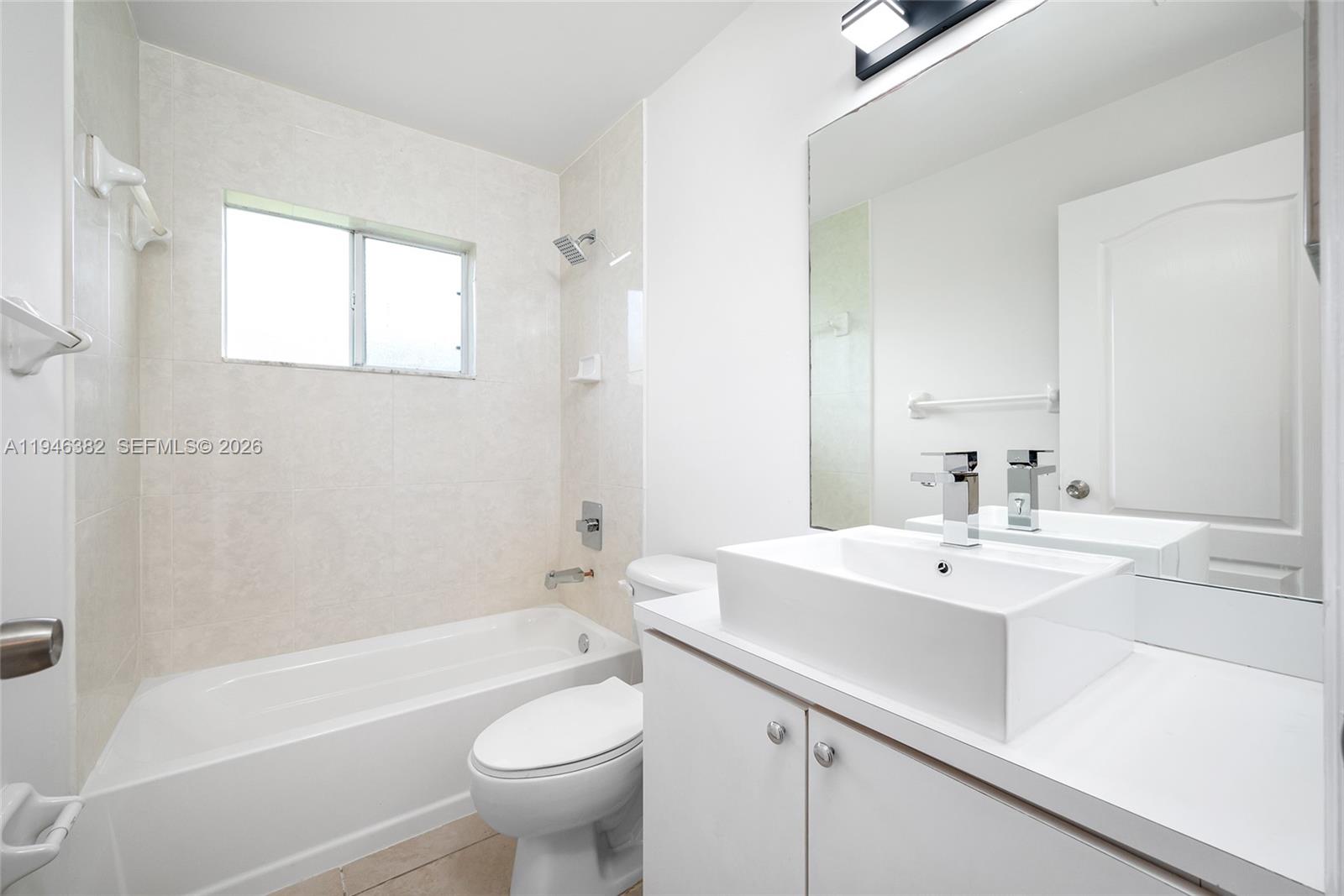   /   sq. ft. $ 2026-01-15 0 foto