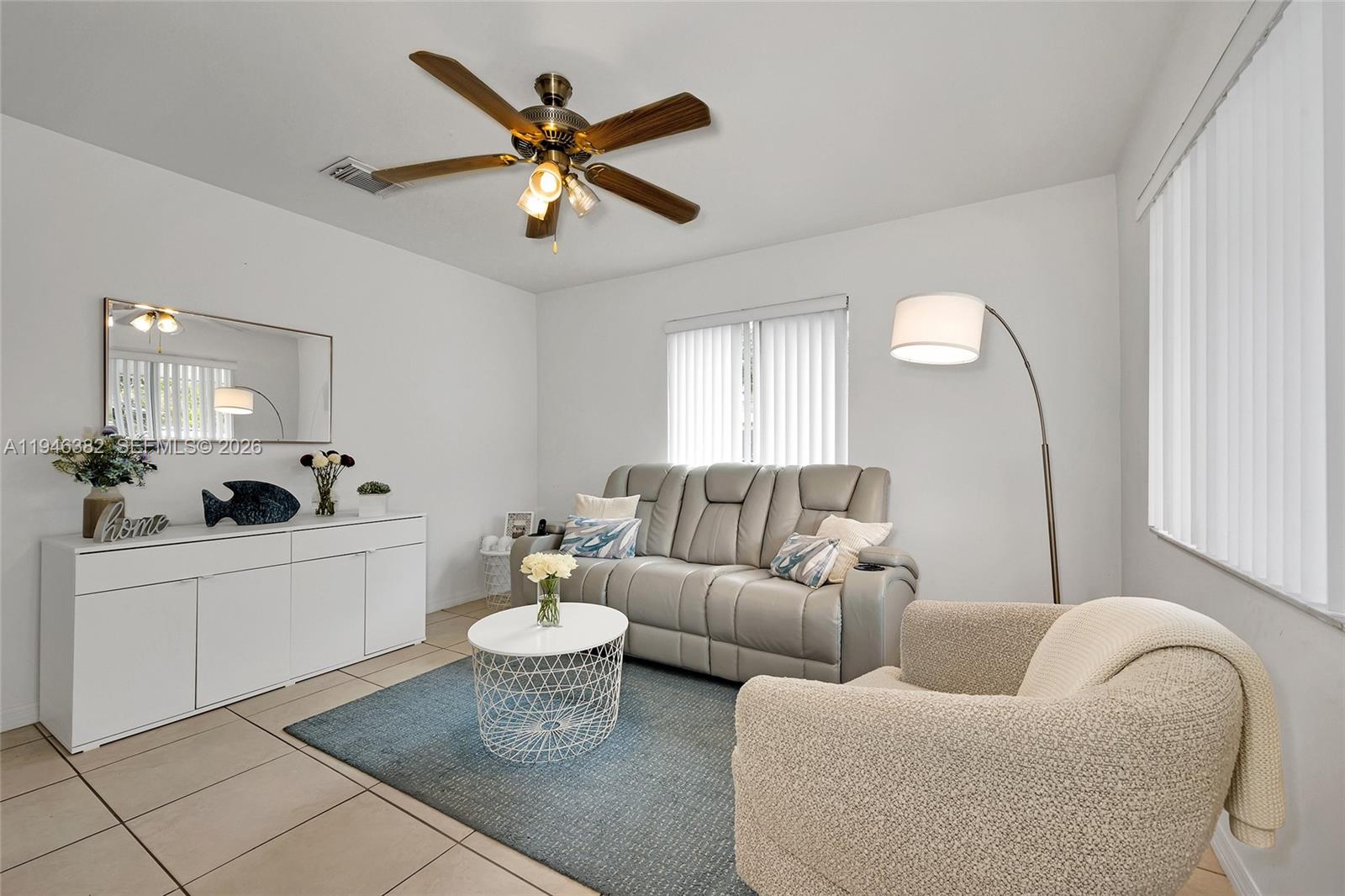   /   sq. ft. $ 2026-01-15 0 foto