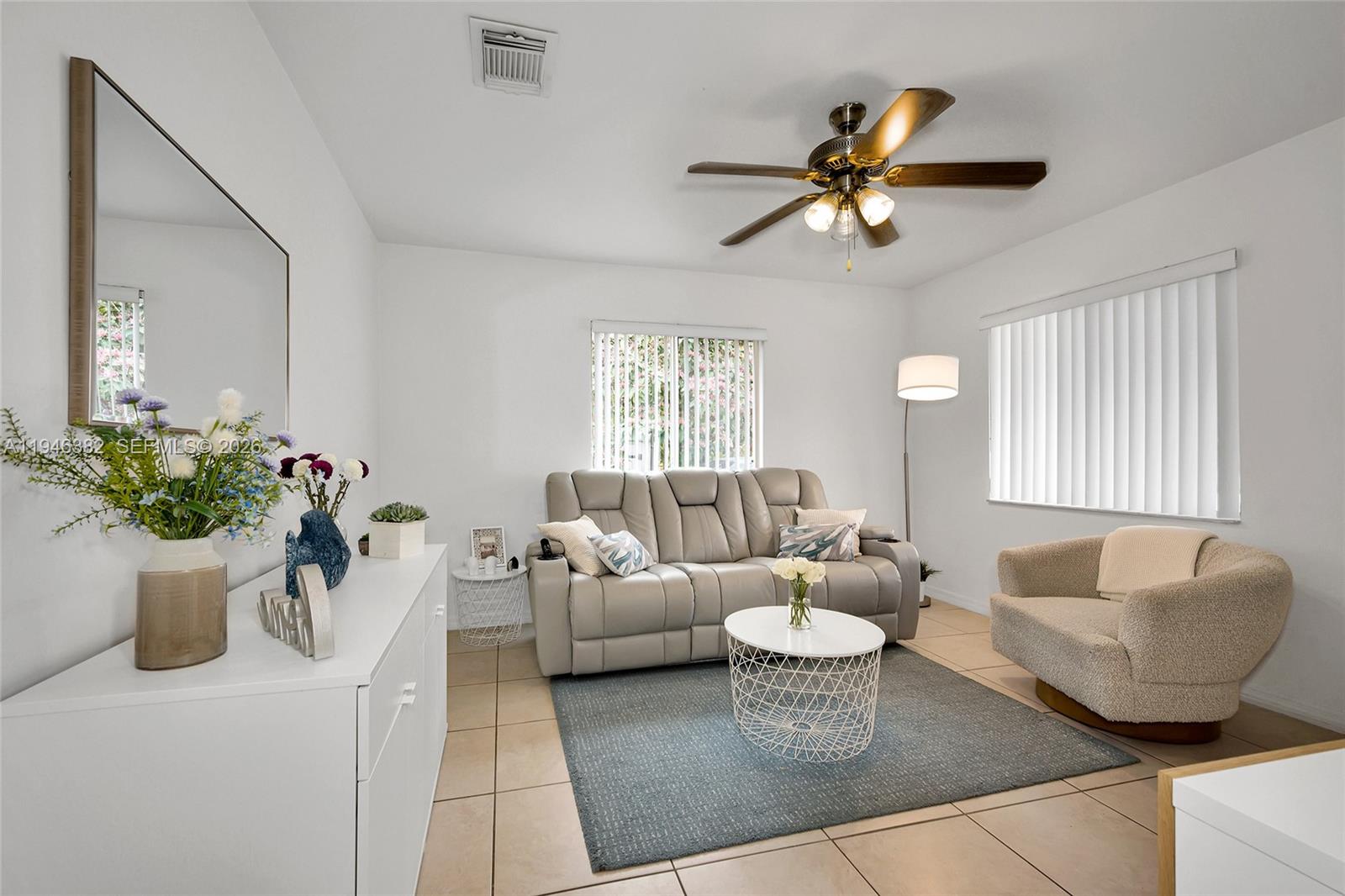   /   sq. ft. $ 2026-01-15 0 foto