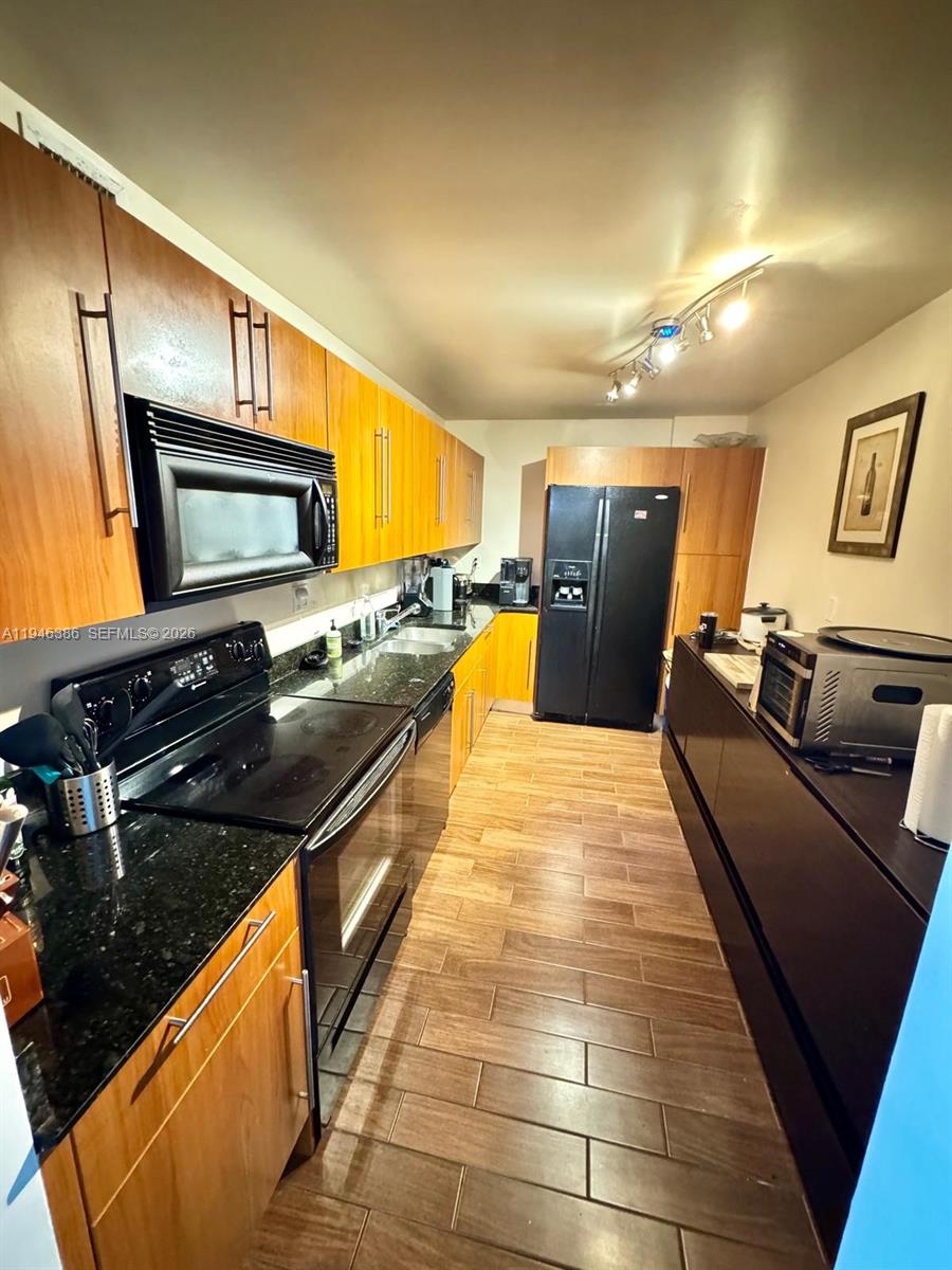 Photo of 3001 Ocean Dr  #1421, Hollywood, Florida, 33019 - 