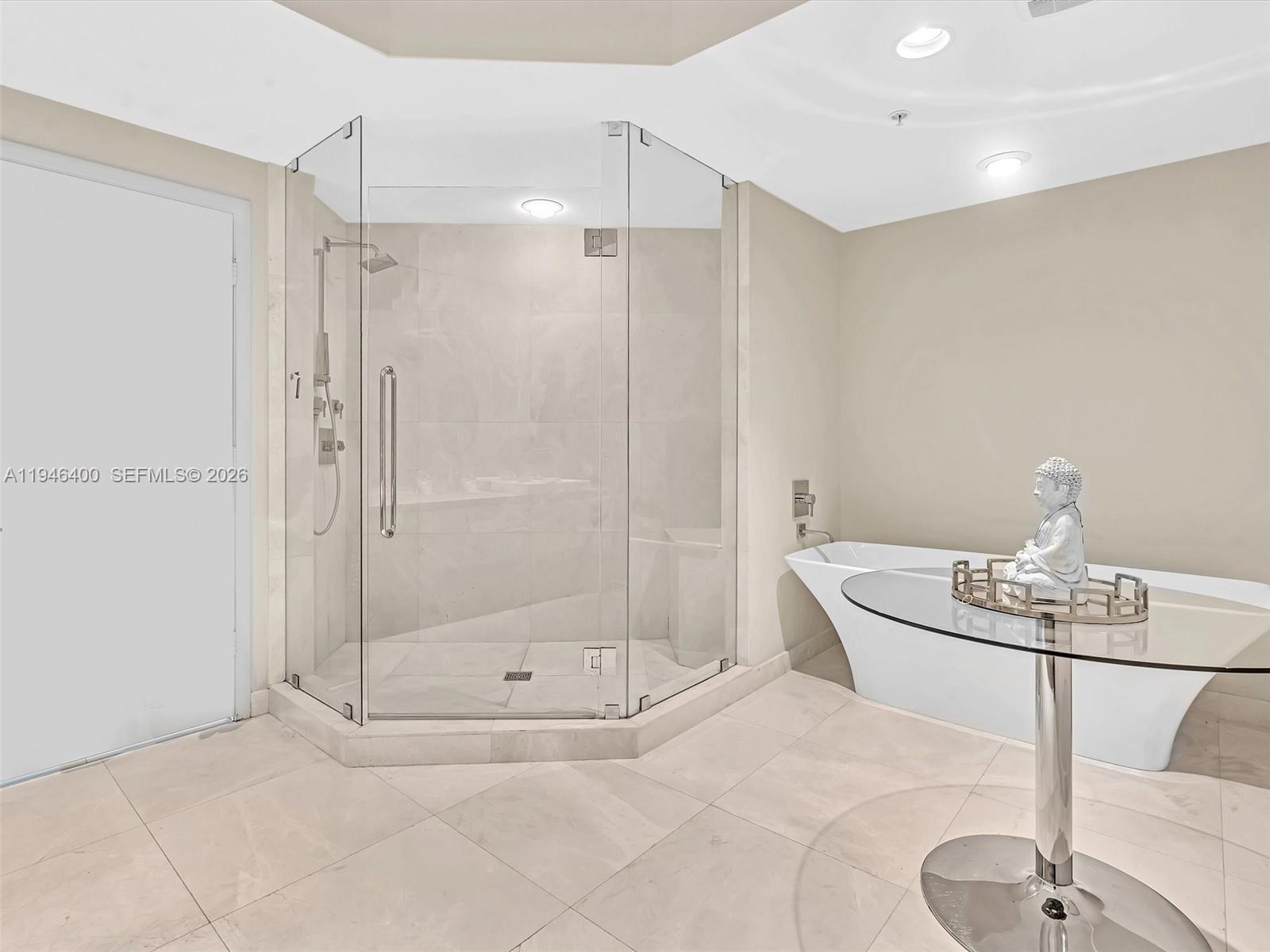 Photo of 17301 Biscayne Blvd  #2301, North Miami Beach, Florida, 33160 - 