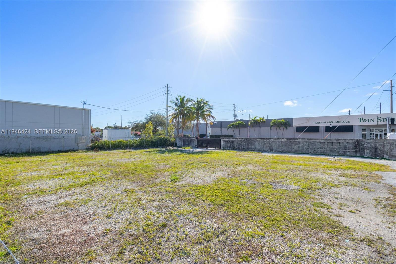   /   sq. ft. $ 2026-01-15 0 Photo