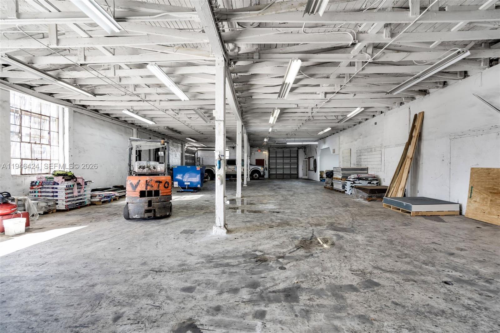   /   sq. ft. $ 2026-01-15 0 Photo