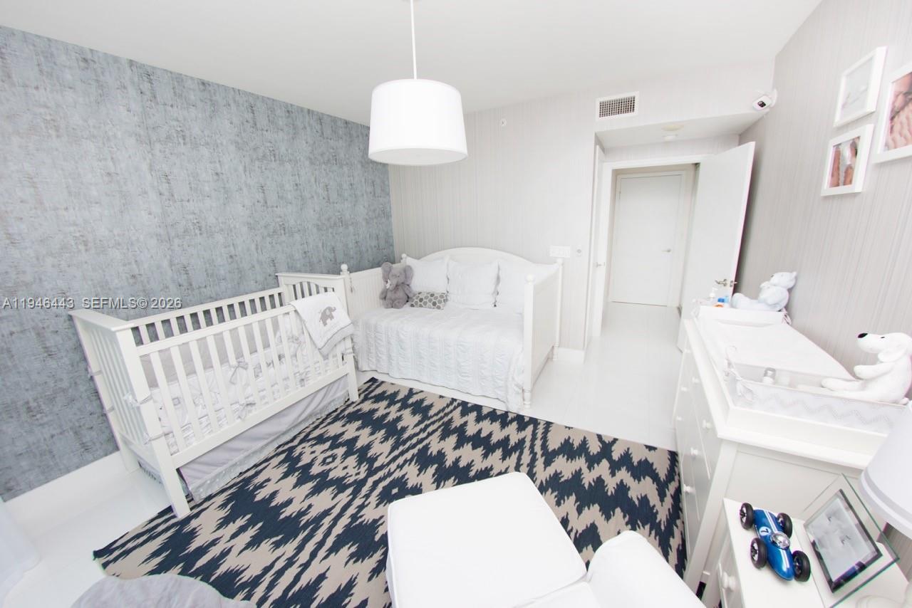 Photo of 3301 183rd St  #902, Aventura, Florida, 33160 - 