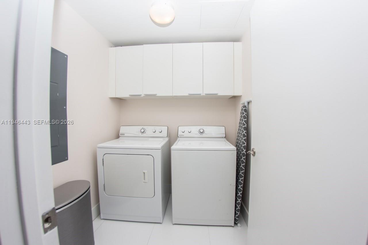 Photo of 3301 183rd St  #902, Aventura, Florida, 33160 - 