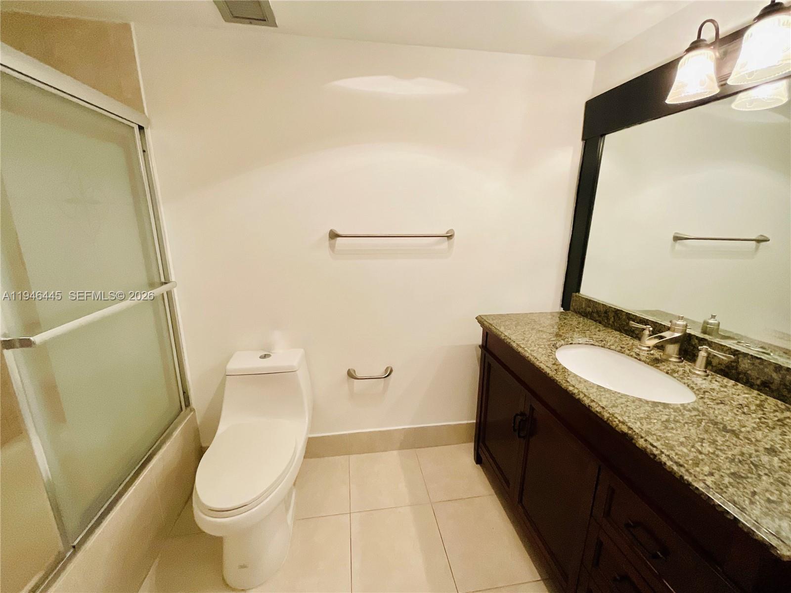 704 2 / 2 1100 sq. ft. $ 2026-01-15 0 foto