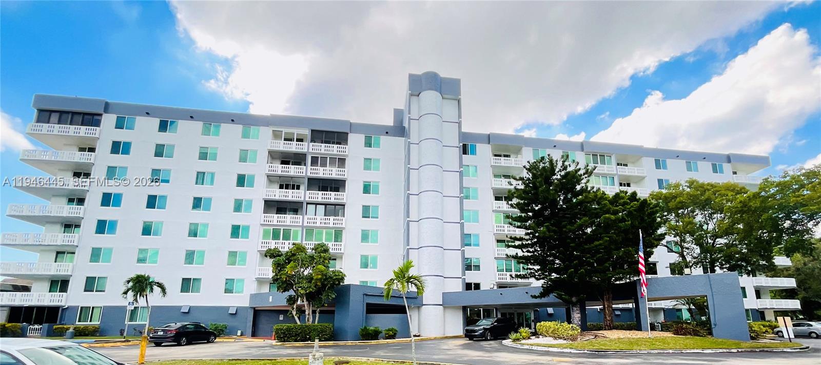 704 2 / 2 1100 sq. ft. $ 2026-01-15 0 foto