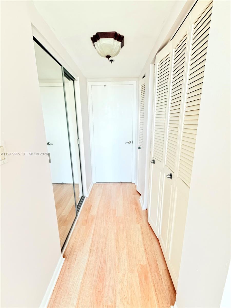 704 2 / 2 1100 кв.футов $ 2026-01-28 0 Фото