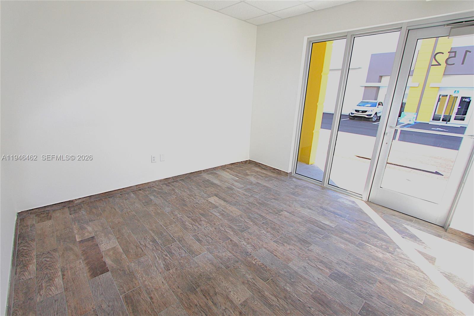 152  /   sq. ft. $ 2026-01-15 0 Photo