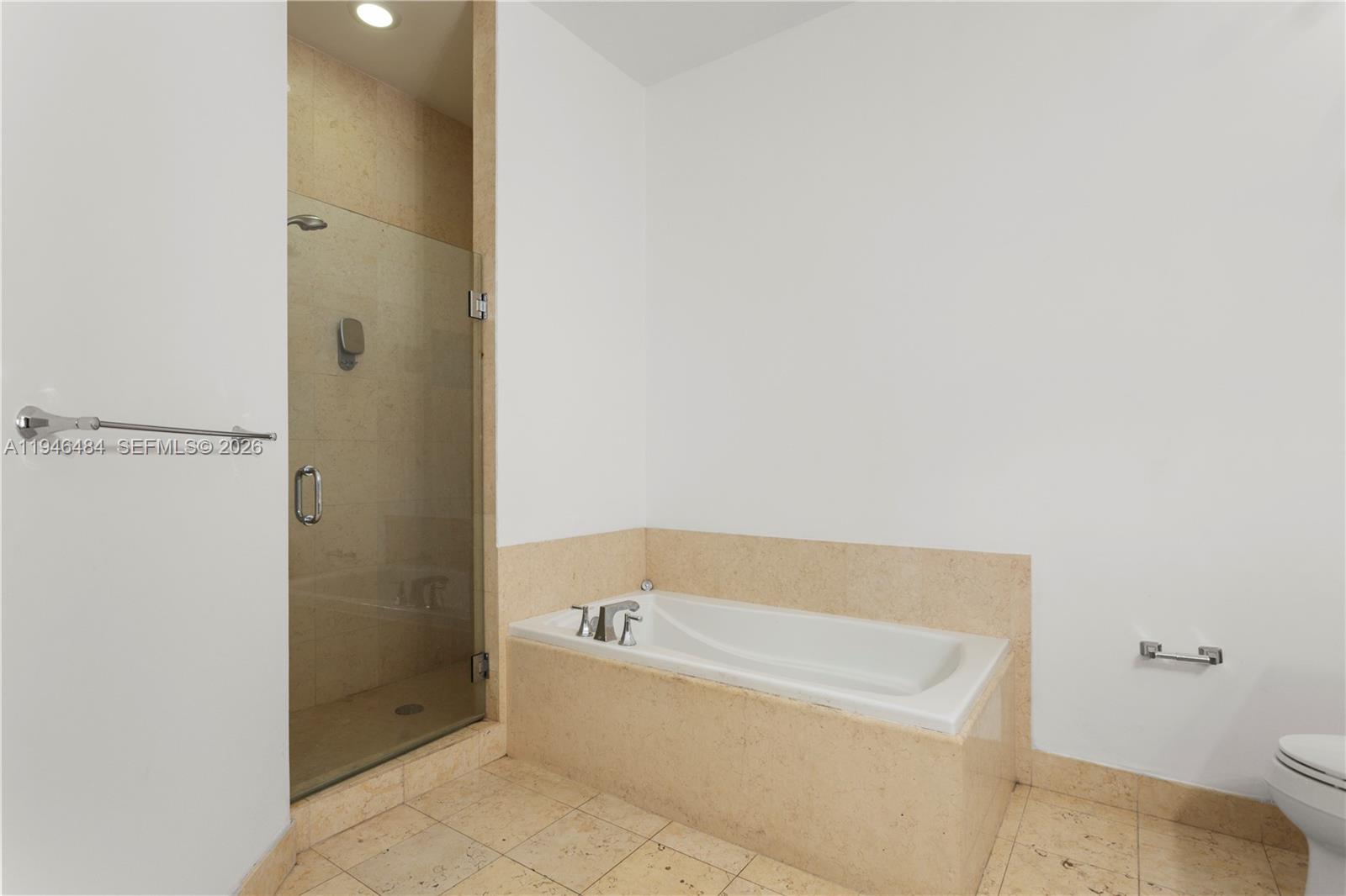 Photo of 19900 Country Club Dr  #104, Aventura, Florida, 33180 - 