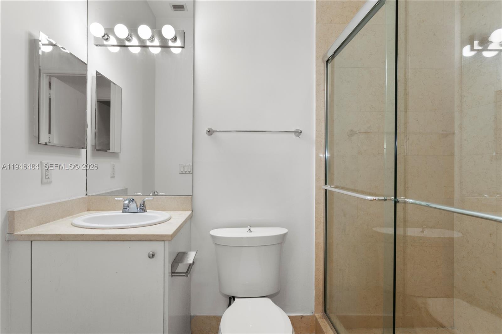 Photo of 19900 Country Club Dr  #104, Aventura, Florida, 33180 - 