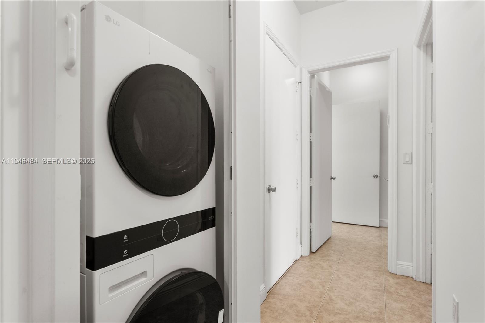 Photo of 19900 Country Club Dr  #104, Aventura, Florida, 33180 - 