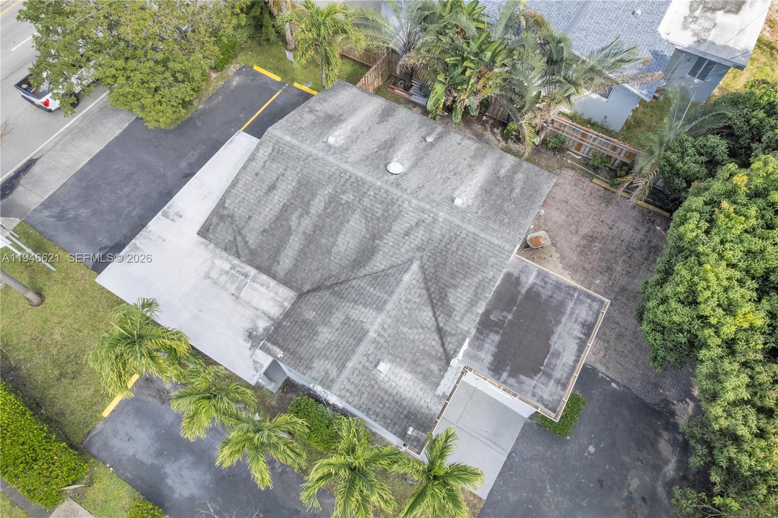   /   sq. ft. $ 2026-01-15 0 foto