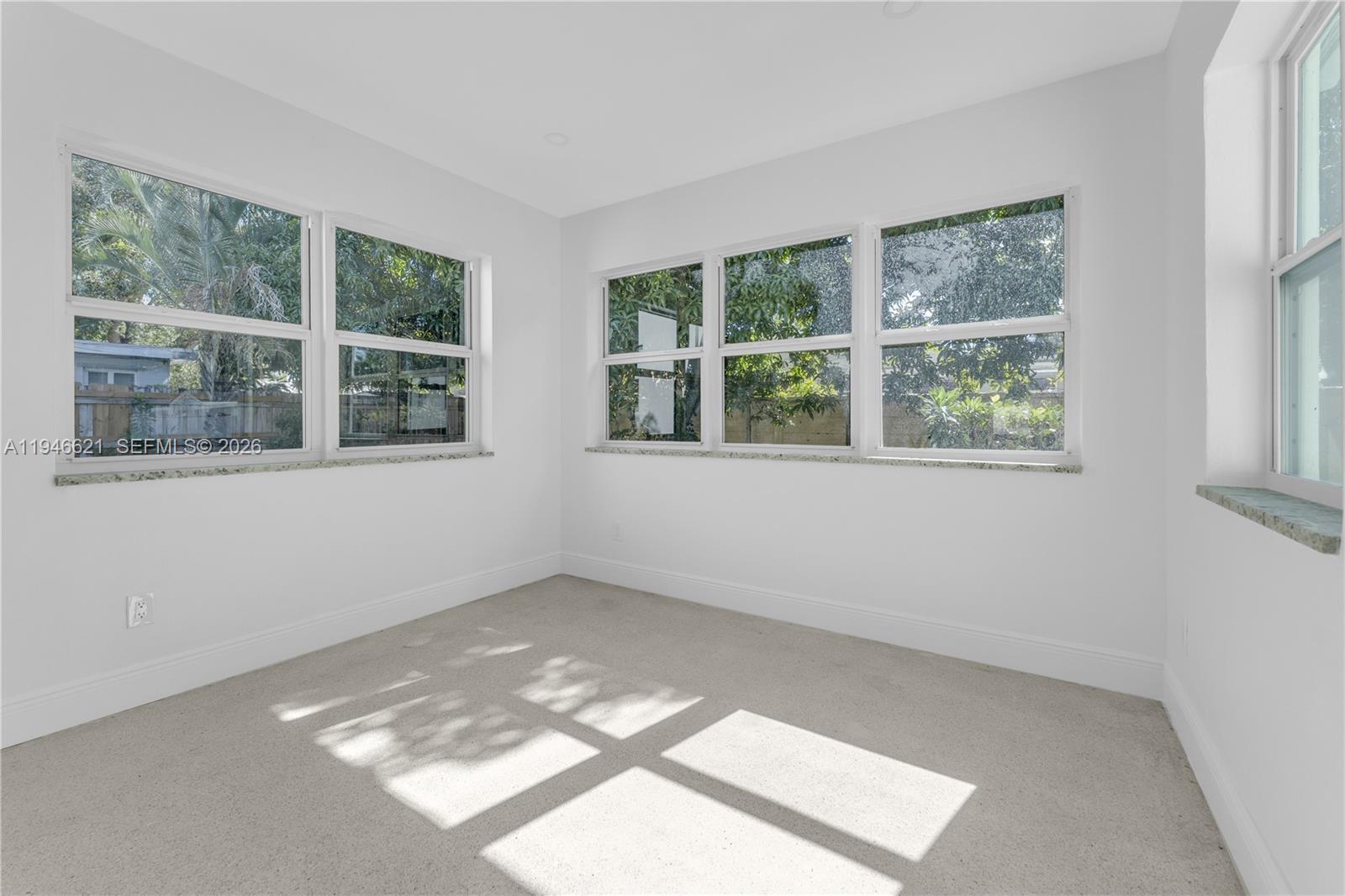   /   sq. ft. $ 2026-01-15 0 foto