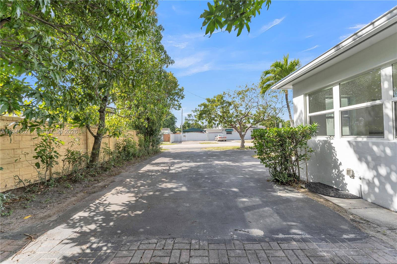   /   sq. ft. $ 2026-01-15 0 foto