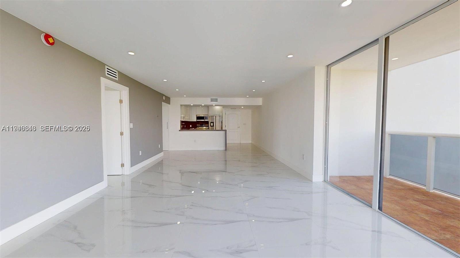 Photo of 3625 Country Club Dr  #609, Aventura, Florida, 33180 - 