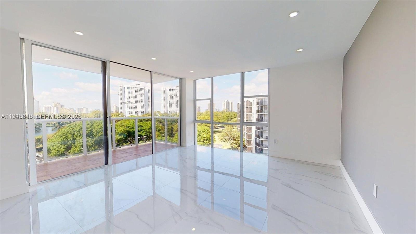 Photo of 3625 Country Club Dr  #609, Aventura, Florida, 33180 - 