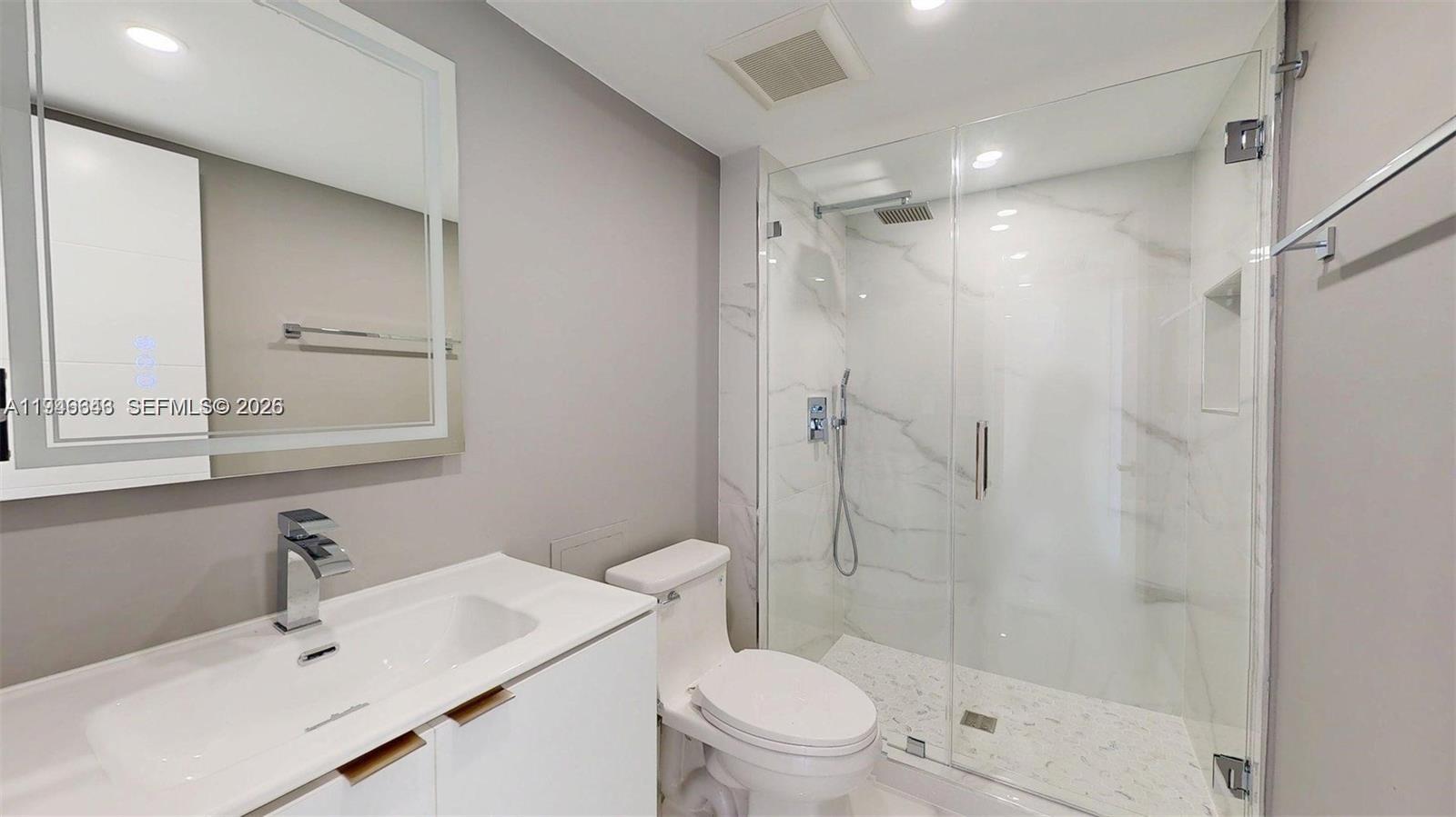 Photo of 3625 Country Club Dr  #609, Aventura, Florida, 33180 - 