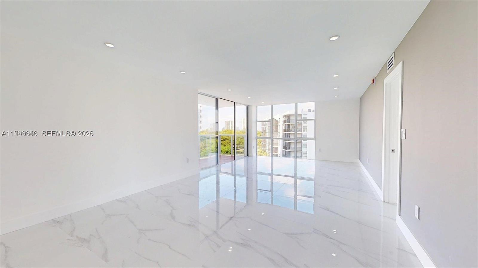 Photo of 3625 Country Club Dr  #609, Aventura, Florida, 33180 - 