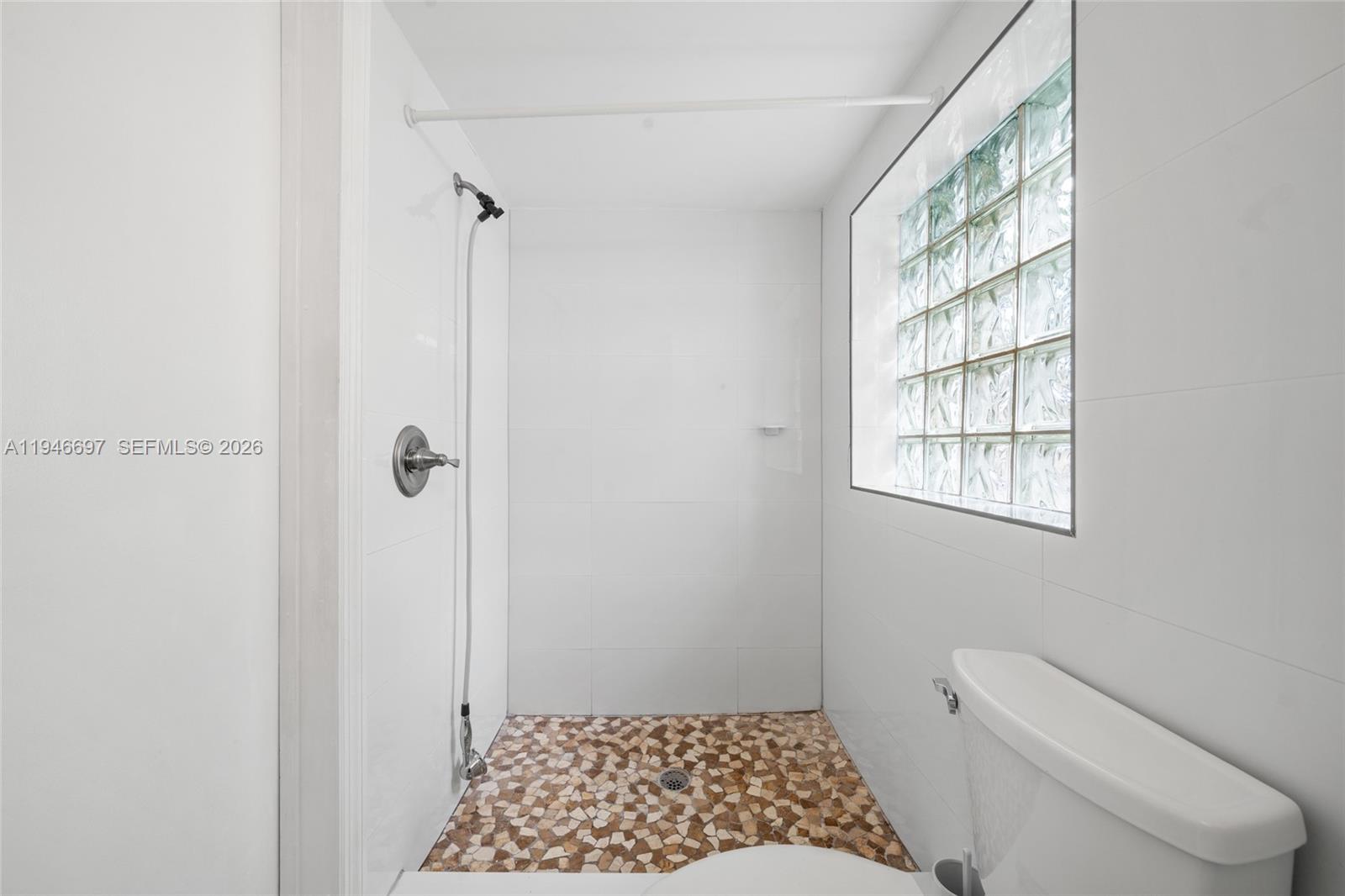   /  1738 кв.футов $ 2026-01-15 0 Фото