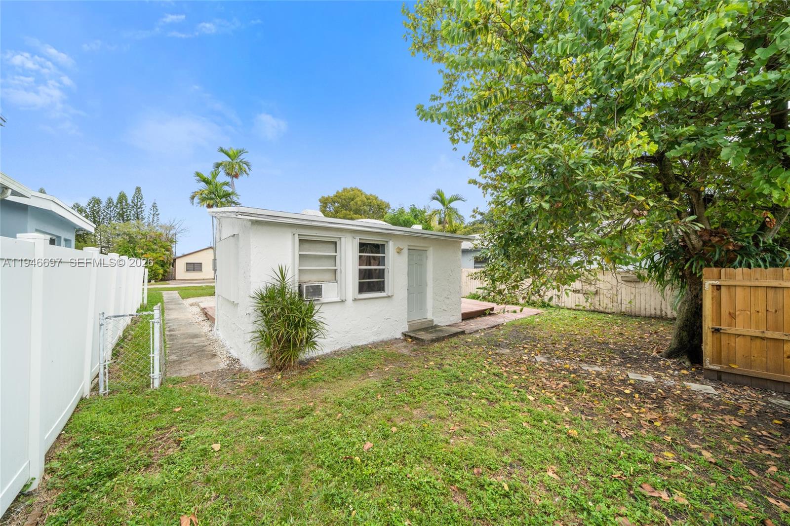   /  1738 кв.футов $ 2026-01-15 0 Фото