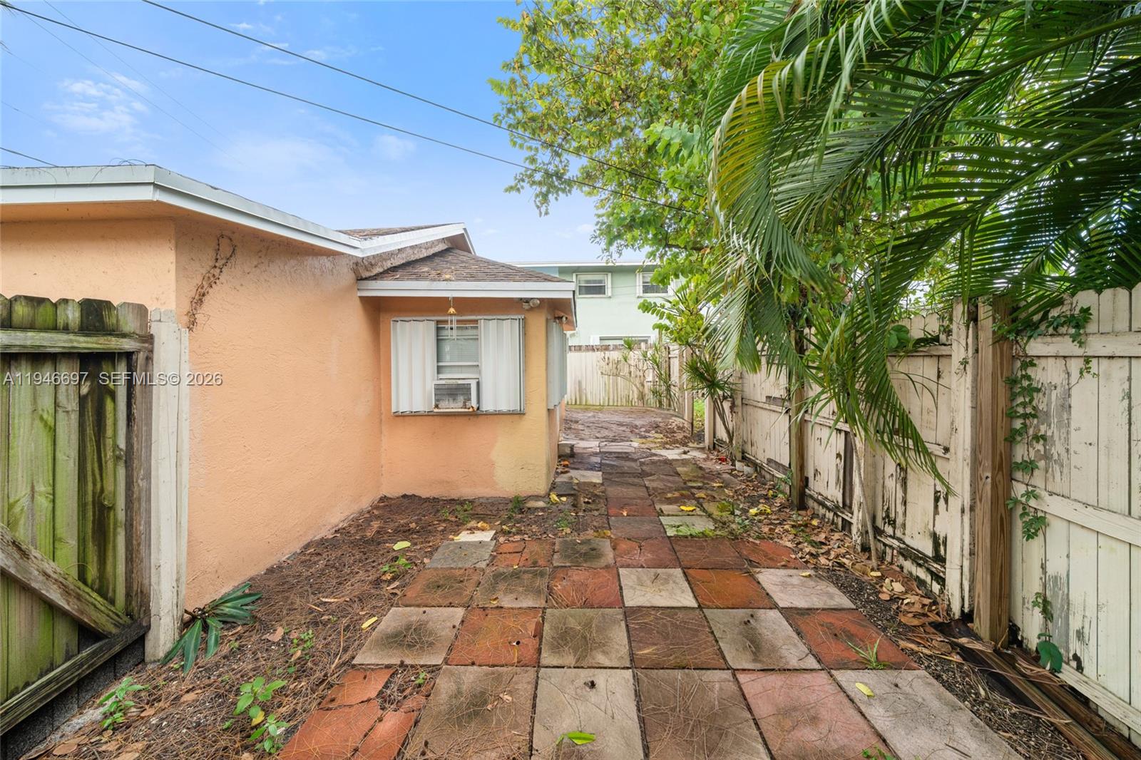 See details / 1738 sq. ft. $ 2026-06-03 0 Photo